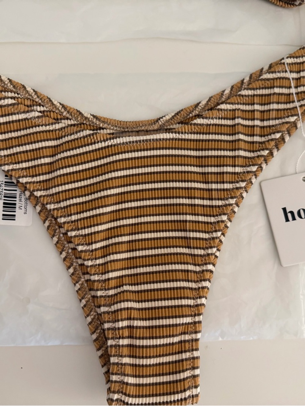 honey hazel medium cheeky bottoms and small top - Picture 3 of 4